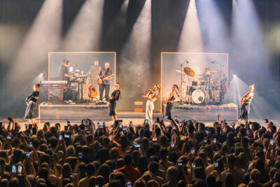 Laura Tesoro @ Ancienne Belgique, picture 23, photographed by Peter Smet - FrontView Magazine
