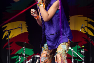 Shniece McMenamin & Run Come Down @ Antwerp Reggae Festival 2025, picture 3, photographed by Marc Verdonck - FrontView Magazine