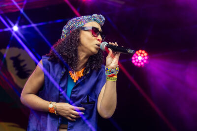 Shniece McMenamin & Run Come Down @ Antwerp Reggae Festival 2025, picture 10, photographed by Marc Verdonck - FrontView Magazine