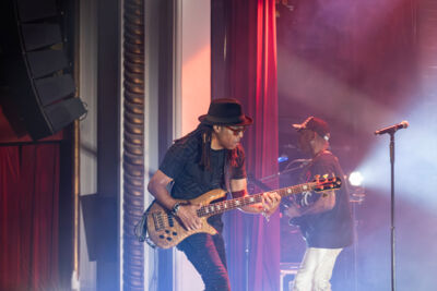 Living Colour @ De Roma, picture 11, photographed by Bart Janssens - FrontView Magazine