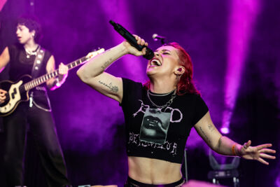 Beth McCarthy @ Vestrock 2025, picture 3, photographed by Marc Verdonck - FrontView Magazine