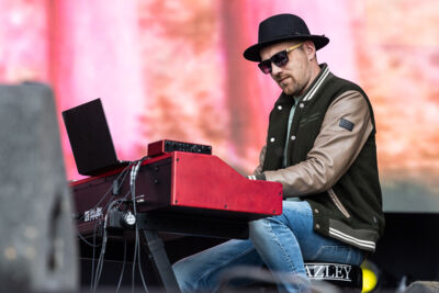 R-Jaye @ Vestrock 2025, picture 5, photographed by Marc Verdonck - FrontView Magazine