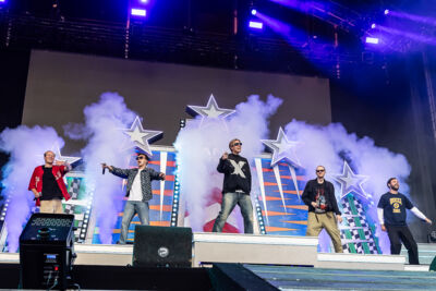Bankzitters @ Vestrock 2025, picture 3, photographed by Marc Verdonck - FrontView Magazine