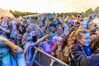 Bankzitters @ Vestrock 2025, picture 13, photographed by Marc Verdonck - FrontView Magazine