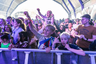 DIKKE BAAP @ Vestrock 2025, picture 7, photographed by Marc Verdonck - FrontView Magazine