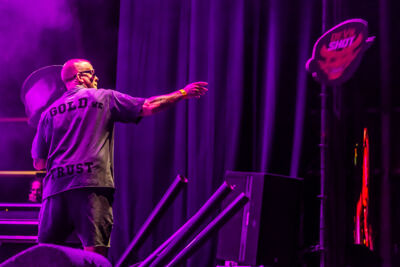 Jebroer @ Vestrock 2025, picture 14, photographed by Marc Verdonck - FrontView Magazine