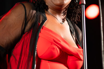 Shemekia Copeland @ Duvelblues, picture 10, photographed by Koen Marcoen - FrontView Magazine