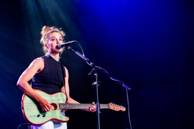 Emmy D'Arc @ Blues Peer, picture 11, photographed by Leen Verlinden - FrontView Magazine