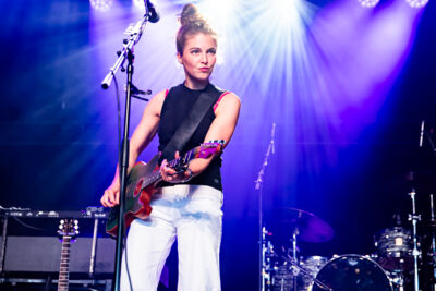 Emmy D'Arc @ Blues Peer, picture 19, photographed by Leen Verlinden - FrontView Magazine
