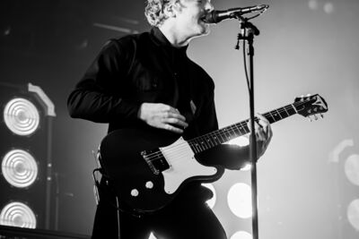 Equal Idiots @ Blues Peer, picture 2, photographed by Leen Verlinden - FrontView Magazine