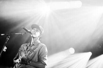 K's Choice @ Blues Peer, picture 6, photographed by Leen Verlinden - FrontView Magazine