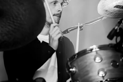 Milo Meskens @ Blues Peer, picture 2, photographed by Leen Verlinden - FrontView Magazine