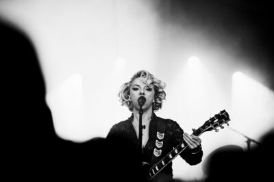 Samantha Fish @ Blues Peer, picture 2, photographed by Leen Verlinden - FrontView Magazine