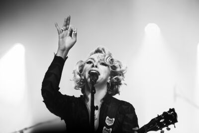 Samantha Fish @ Blues Peer, picture 8, photographed by Leen Verlinden - FrontView Magazine