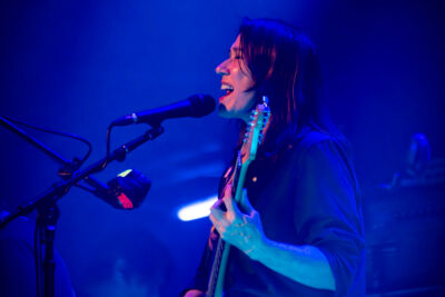 Kim Deal @ De Roma, picture 5, photographed by Bart Janssens - FrontView Magazine