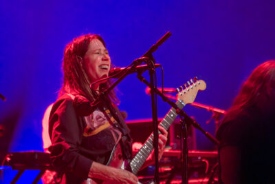Kim Deal @ De Roma, picture 19, photographed by Bart Janssens - FrontView Magazine
