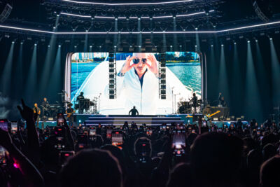 Pitbull @ Sportpaleis, picture 1, photographed by Bart Janssens - FrontView Magazine