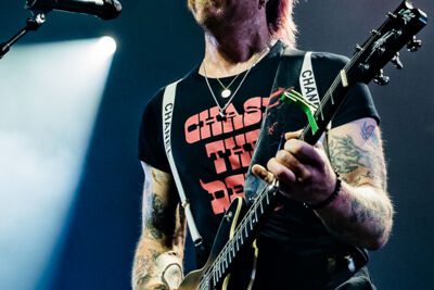Eagles Of Death Metal @ 013, picture 27, photographed by Jürgen Bruynooghe - FrontView Magazine