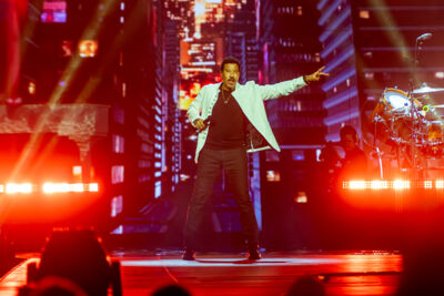 Lionel Richie @ Sportpaleis Antwerpen, foto 11, foto's door Dimitri Vanlommel - FrontView Magazine