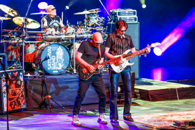 Satchvai Band Ft. Joe Satriani & Steve Vai, foto 7, foto's door Paul Jongeneelen - FrontView Magazine