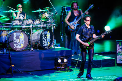 Satchvai Band Ft. Joe Satriani & Steve Vai, foto 16, foto's door Paul Jongeneelen - FrontView Magazine