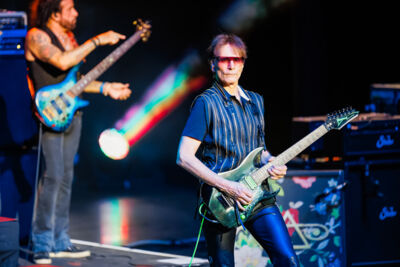 Satchvai Band Ft. Joe Satriani & Steve Vai, foto 17, foto's door Paul Jongeneelen - FrontView Magazine