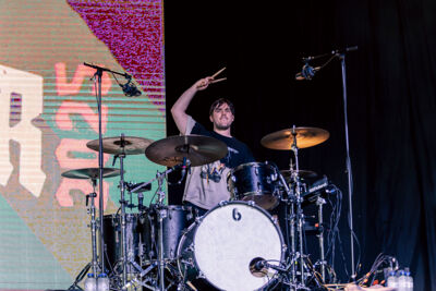 Hot Milk @ Jera On Air, picture 1, photographed by Peter Smet - FrontView Magazine