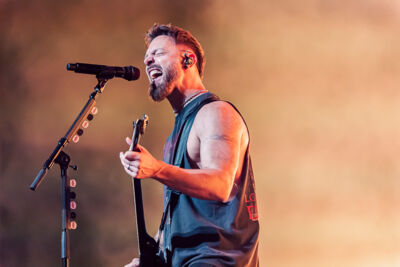 Bullet For My Valentine @ Jera On Air, picture 16, photographed by Peter Smet - FrontView Magazine