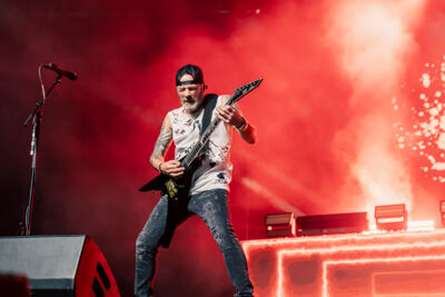 Bullet For My Valentine @ Jera On Air, picture 23, photographed by Peter Smet - FrontView Magazine