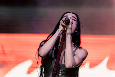 Poppy @ Jera On Air, picture 7, photographed by Peter Smet - FrontView Magazine
