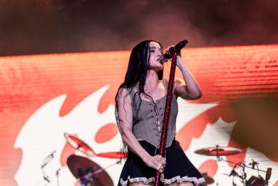 Poppy @ Jera On Air, picture 12, photographed by Peter Smet - FrontView Magazine