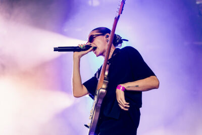 PVRIS @ Jera On Air, picture 3, photographed by Peter Smet - FrontView Magazine