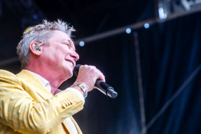 Bart Kaëll @ Adriaen Brouwer Bierfeesten, picture 12, photographed by Edwin Houdevelt - FrontView Magazine