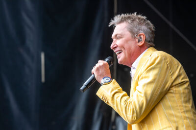 Bart Kaëll @ Adriaen Brouwer Bierfeesten, picture 15, photographed by Edwin Houdevelt - FrontView Magazine