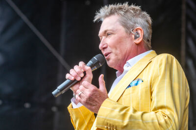 Bart Kaëll @ Adriaen Brouwer Bierfeesten, picture 16, photographed by Edwin Houdevelt - FrontView Magazine