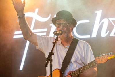 Fischer-Z @ De Casino, picture 14, photographed by Bart Janssens - FrontView Magazine