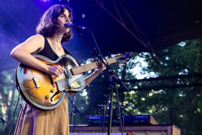 Renata Louisa @ OLT Rivierenhof, picture 2, photographed by Marc Verdonck - FrontView Magazine