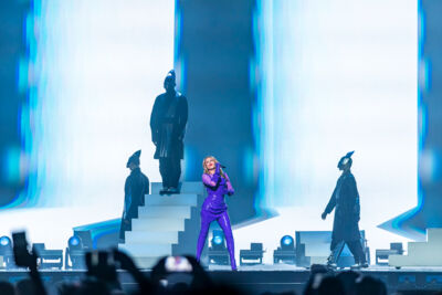 Kylie Minogue Tension Tour 2025 @ Sportpaleis, foto 4, foto's door dirk janssens - FrontView Magazine