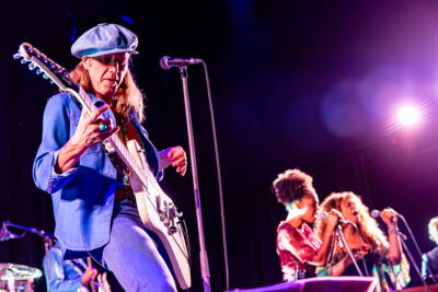Stef Kamil Carlens & The Gates of Eden @ Gent Jazz, picture 2, photographed by Dorien Goetschalckx - FrontView Magazine