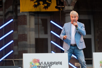 Garry Hagger @ Vlaanderen zingt Stabroek, picture 2, photographed by Dimitri Vanlommel - FrontView Magazine