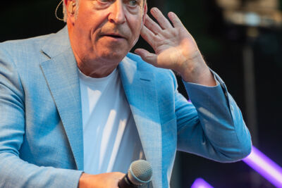 Garry Hagger @ Vlaanderen zingt Stabroek, picture 5, photographed by Dimitri Vanlommel - FrontView Magazine