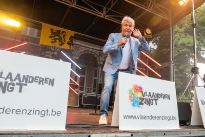 Garry Hagger @ Vlaanderen zingt Stabroek, picture 26, photographed by Dimitri Vanlommel - FrontView Magazine