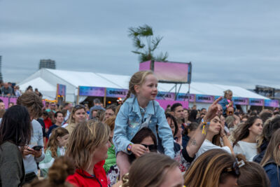 sfeerbeelden @ summerlove Oostende, picture 7, photographed by Peter Casie - FrontView Magazine