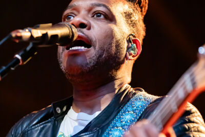 Ben Harper en The Innocent Criminals @ OLT Rivierenhof, picture 6, photographed by Leen Verlinden - FrontView Magazine