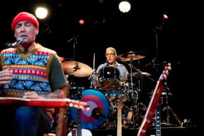 Ben Harper en The Innocent Criminals @ OLT Rivierenhof, picture 30, photographed by Leen Verlinden - FrontView Magazine