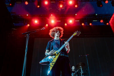 Alice Mae @ Rock Zottegem, picture 3, photographed by Peter Smet - FrontView Magazine