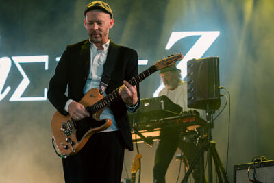 Fischer-Z @ Rock Zottegem, picture 2, photographed by Peter Smet - FrontView Magazine