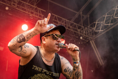 Warmduscher @ Cactusfestival, picture 4, photographed by Bart Janssens - FrontView Magazine
