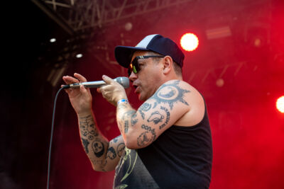 Warmduscher @ Cactusfestival, picture 9, photographed by Bart Janssens - FrontView Magazine