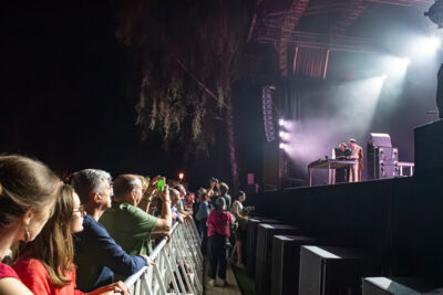 2manydjs @ Cactusfestival, picture 7, photographed by Bart Janssens - FrontView Magazine
